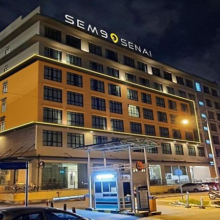 Hotel Sem9 Senai Kulai Exterior foto